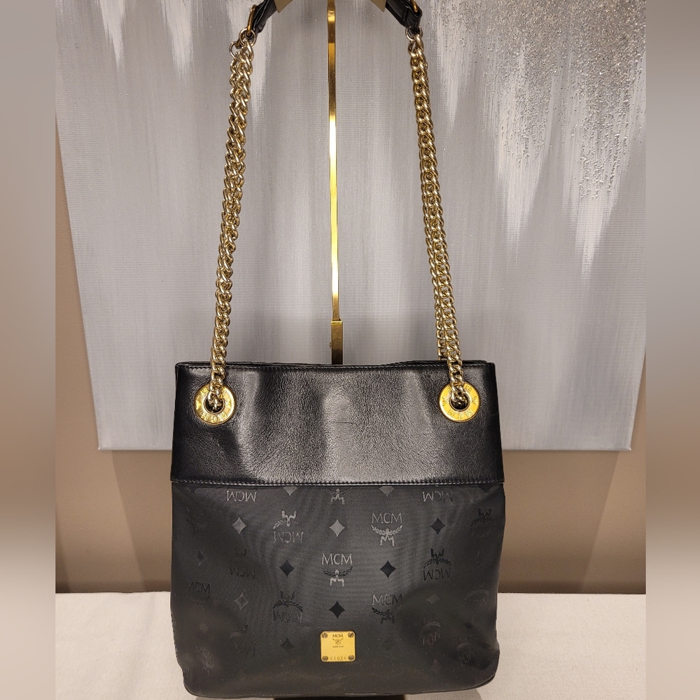 MCM Black Visetos Women's Bucket Shoulder Bag With Gold Chain Hardware